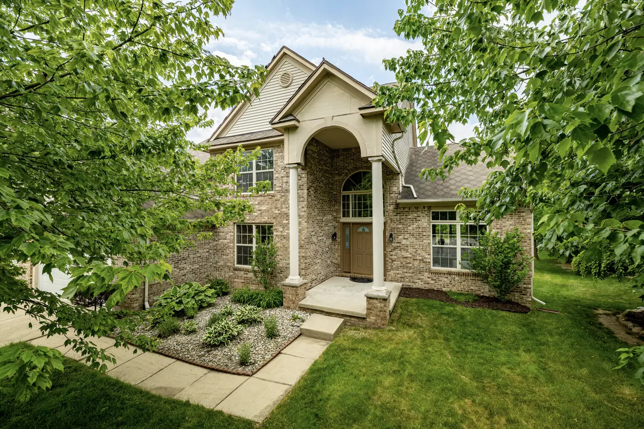 3211 Foxway Court, Ann Arbor, MI 48105