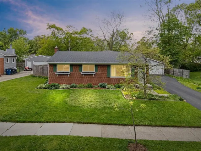 681 Archwood Drive, Ann Arbor, MI 48103