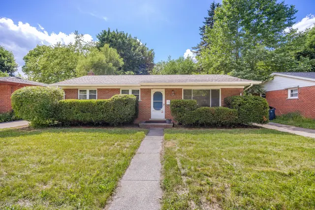 1031 N Maple Road, Ann Arbor, MI 48103