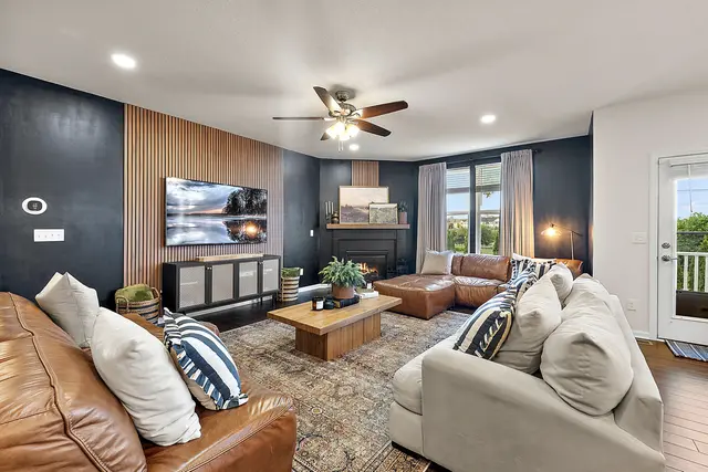 704 Groveland Circle, Ann Arbor, MI 48108