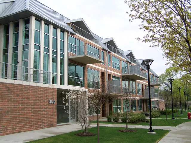 300 Hamilton Street 204, Plymouth, MI 48170