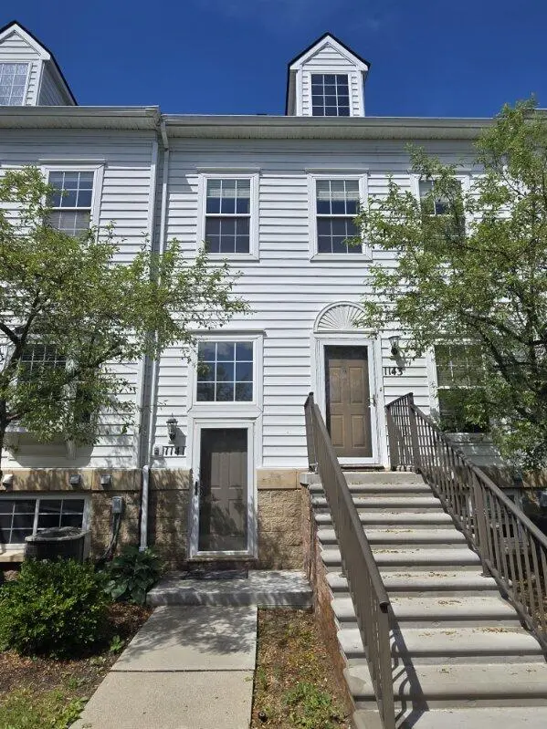 1141 Freesia Court, Ann Arbor, MI 48105