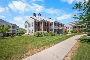 1013 E Summerfield Glen Circle 45, Ann Arbor, MI 48103 — photo 2
