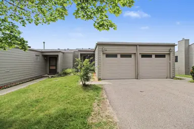 761 Skynob Drive, Ann Arbor, MI 48105 — photo 2