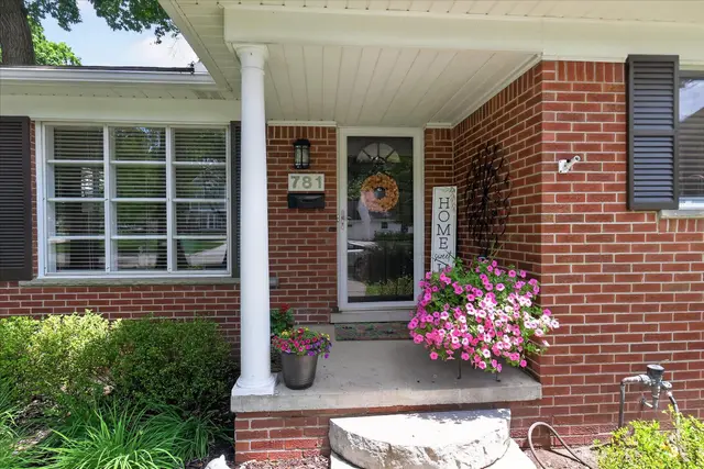 781 Beech Court, Plymouth, MI 48170
