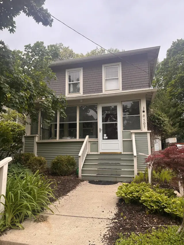 307 Maple Ridge, Ann Arbor, MI 48103