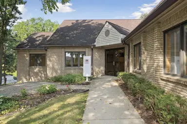 1181 N Milford Road, Milford, MI 48381 — photo 2