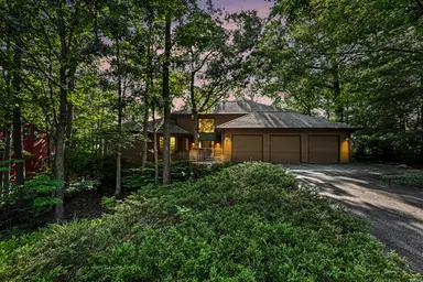 685 Green Road, Ann Arbor, MI 48105 — photo 3