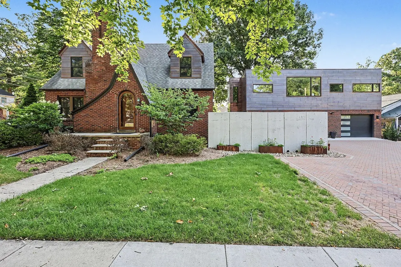 901 5th Street, Ann Arbor, MI 48103