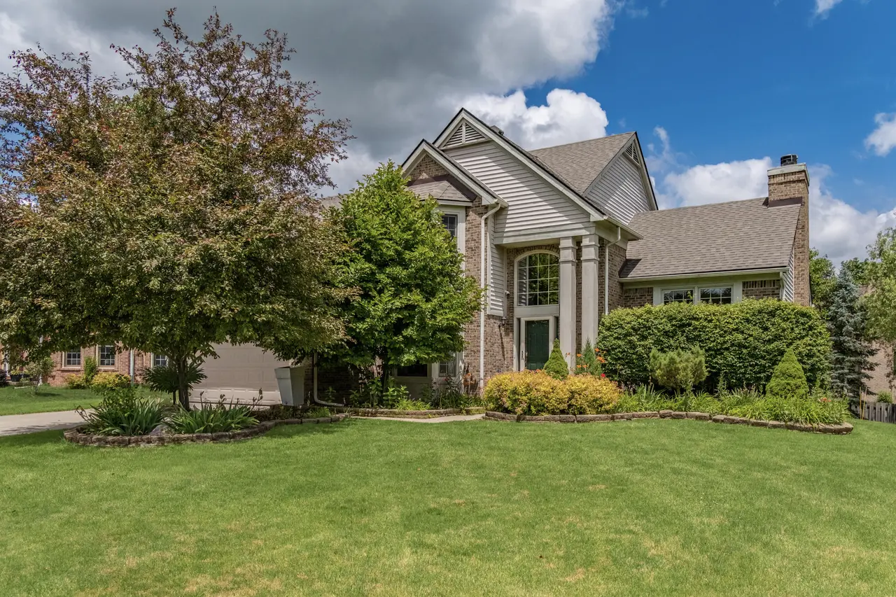1829 Michelle Court, Ann Arbor, MI 48105