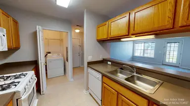 2785 S Knightsbridge Circle, Ann Arbor, MI 48105 — photo 3