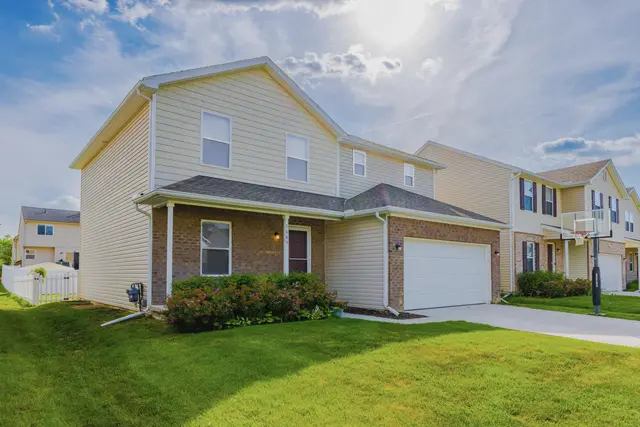 1643 Golfview Drive, Ypsilanti, MI 48198