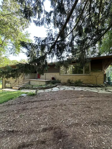 2631 N Maple Road, Ann Arbor, MI 48103 — photo 2