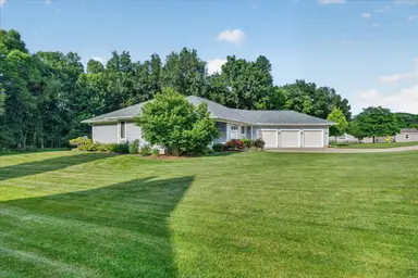 9348 Stoneview Lane, Whitmore Lake, MI 48189 — photo 5