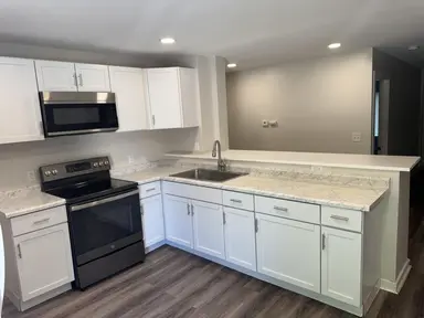 677 Dorset Avenue, Ypsilanti, MI 48198 — photo 2