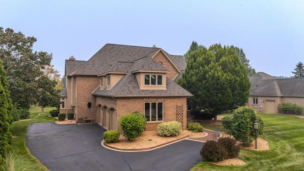 3237 Heather Road, Ann Arbor, MI 48108