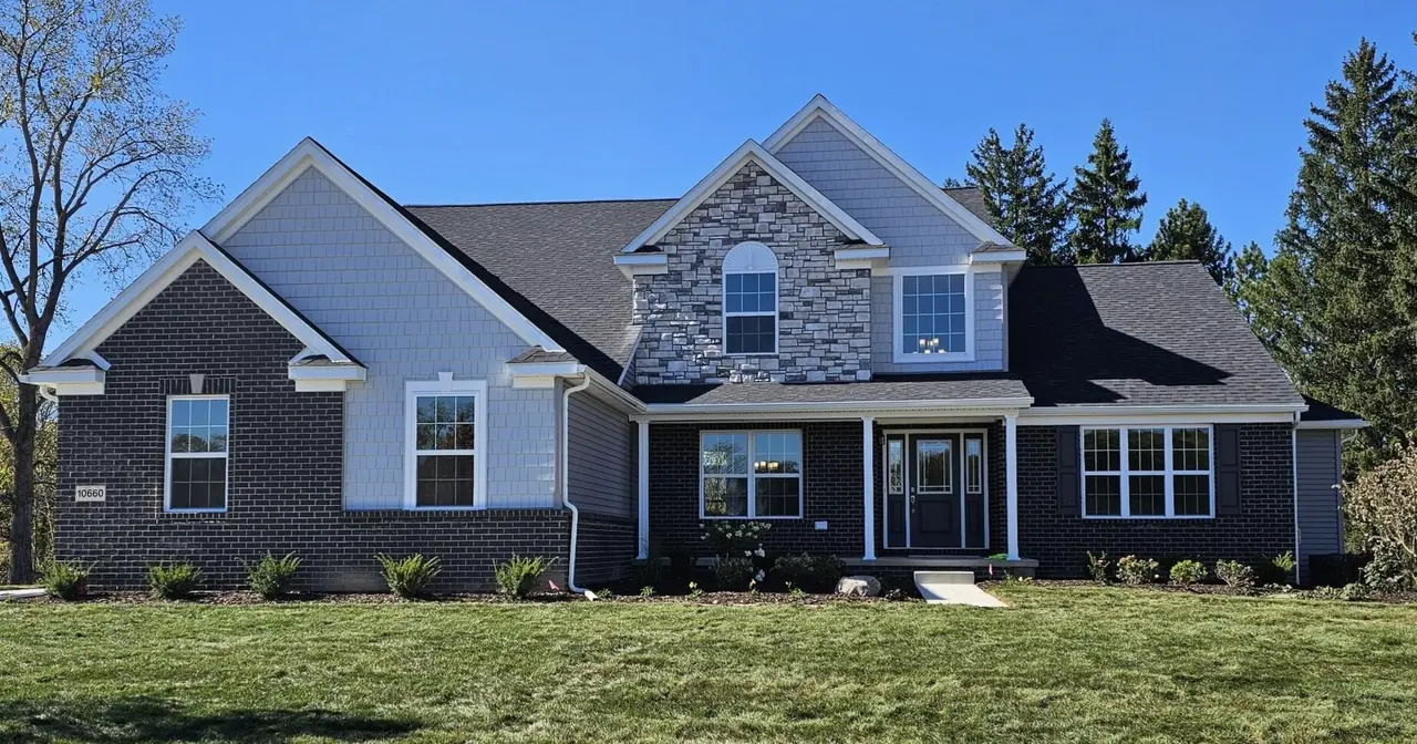 9746 Ella Lee Court, Saline, MI 48176