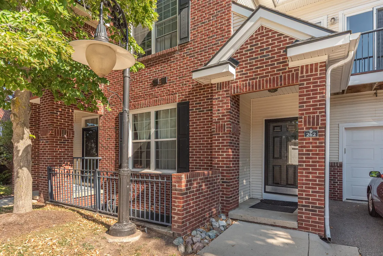 301 Scio Village Court 262, Ann Arbor, MI 48103