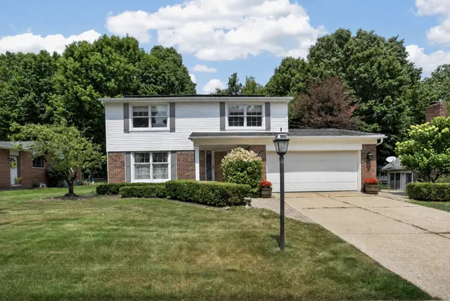43646 Westridge Lane, Northville, MI 48167