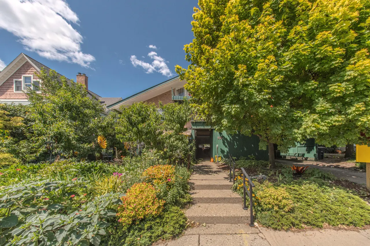 921 E Huron Street 6, Ann Arbor, MI 48104