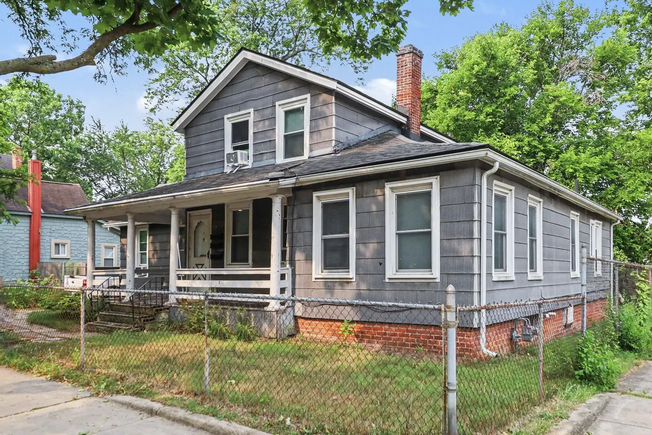 17 N Summit Street, Ypsilanti, MI 48197