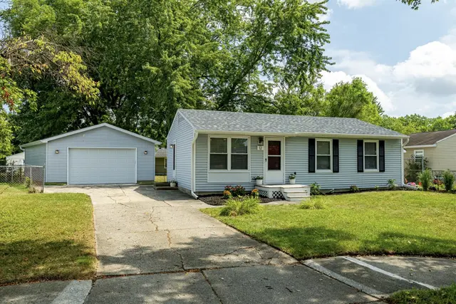 12 W Eden Court, Ann Arbor, MI 48108