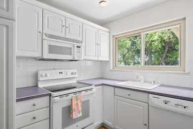 30906 Roycroft Street, Livonia, MI 48154 — photo 3