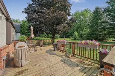 8569 Roundhill Court, Saline, MI 48176 — photo 5
