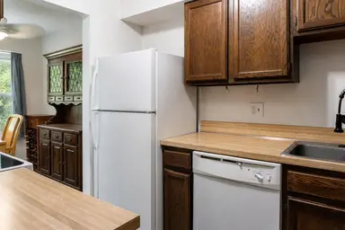 8358 Lakeview Court, Ypsilanti, MI 48198 — photo 5