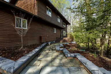 3949 Waldenwood Drive, Ann Arbor, MI 48105 — photo 2