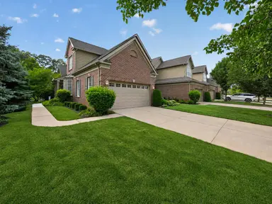 44742 Broadmoor Circle N, Northville, MI 48168 — photo 2