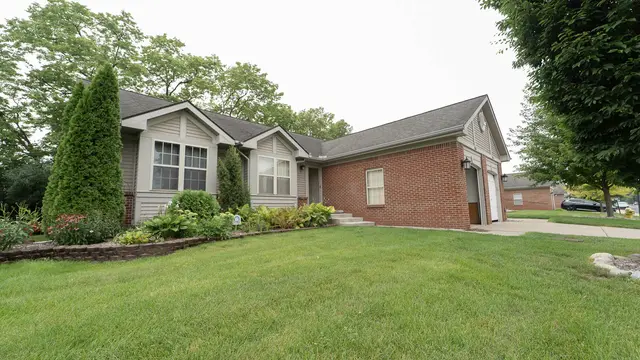9084 Colony Park Drive, Ypsilanti, MI 48197