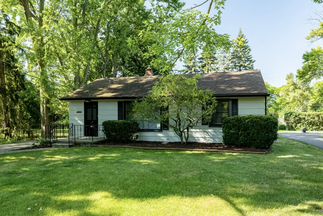 7425 Ann Arbor Street, Dexter, MI 48130