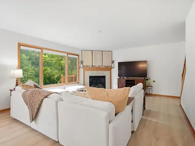 555 Sycamore Circle, Saline, MI 48176 — photo 5