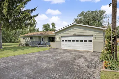 7676 Southmoor Drive, Monroe, MI 48161 — photo 4