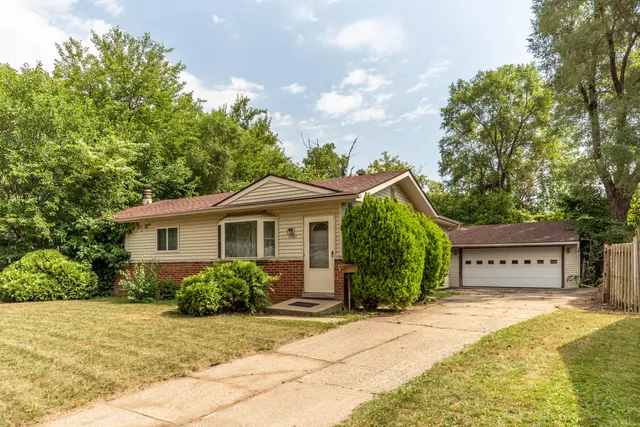 1401 Glengrove Avenue, Ypsilanti, MI 48198