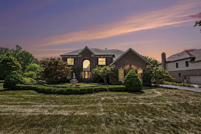 3037 Walnut Ridge Drive, Ann Arbor, MI 48103