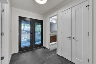 676 Greenhills Drive, Ann Arbor, MI 48105 — photo 4
