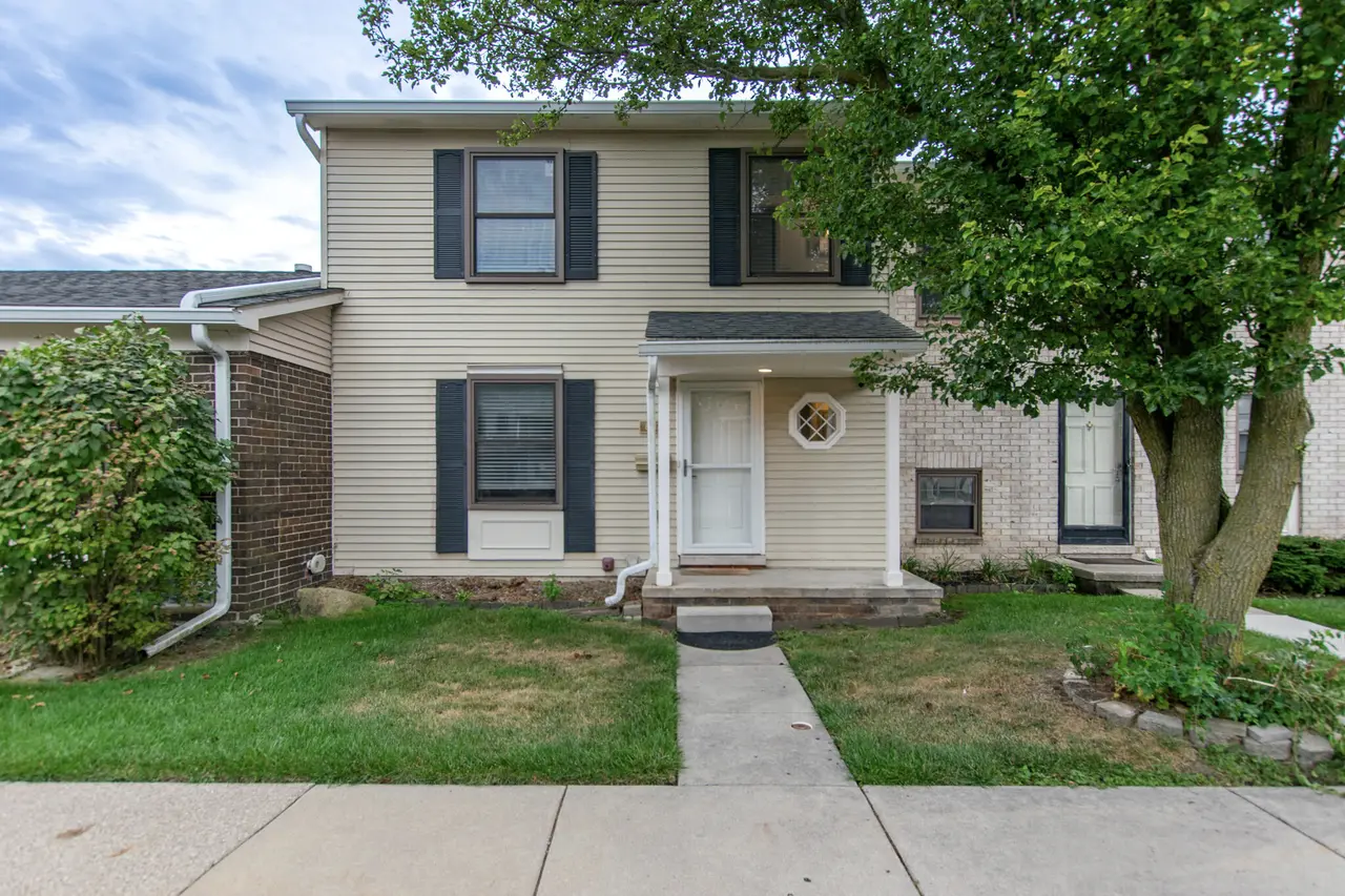 8387 Lakeview Court, Ypsilanti, MI 48198