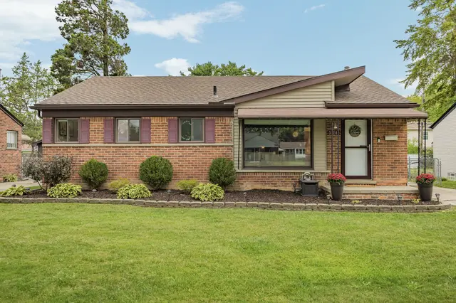 31200 Westfield Street, Livonia, MI 48150