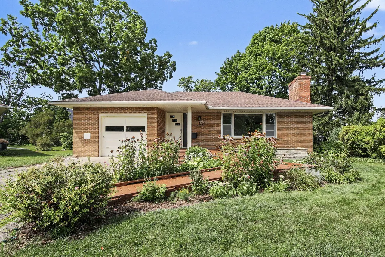1234 Clague Street, Ann Arbor, MI 48103