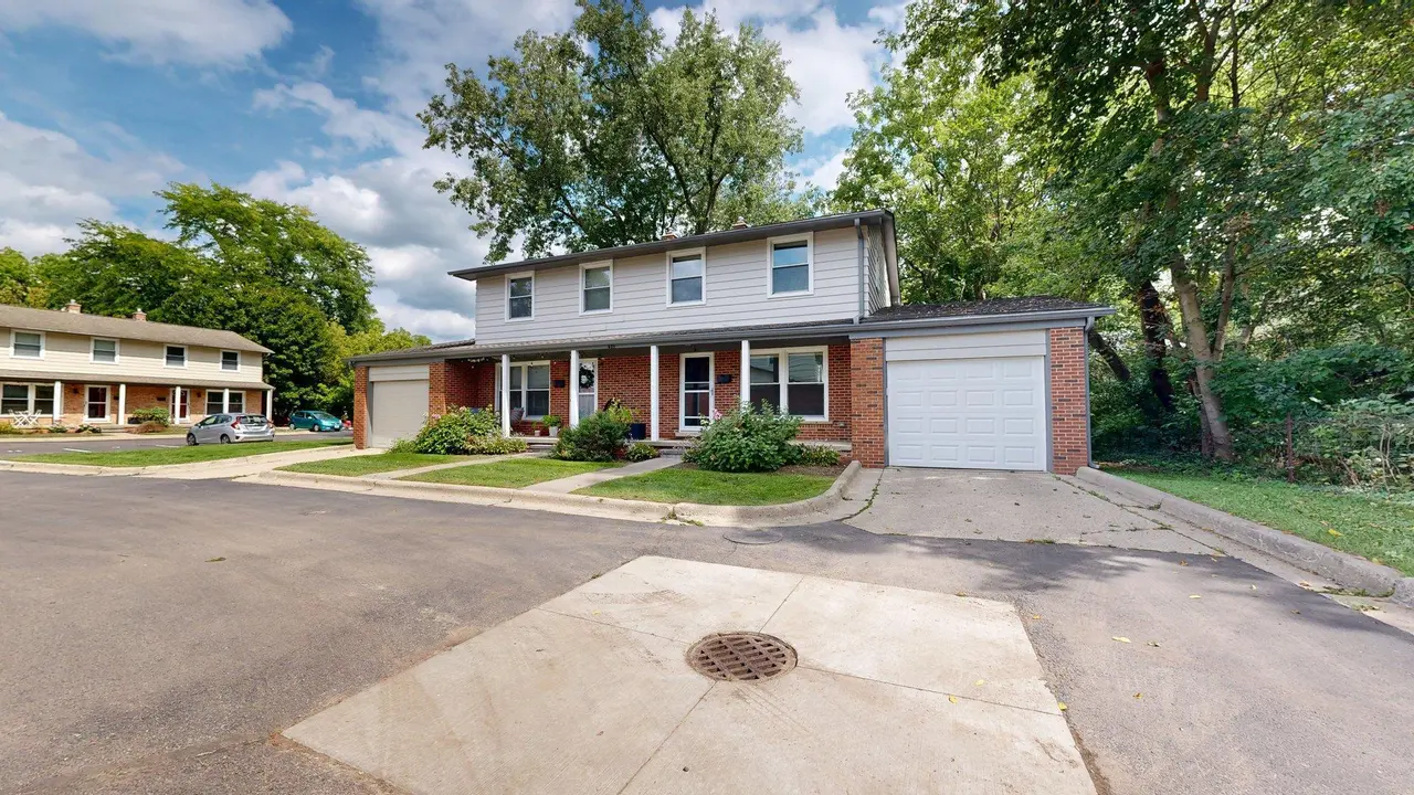 431 S 7th Street 2, Ann Arbor, MI 48103