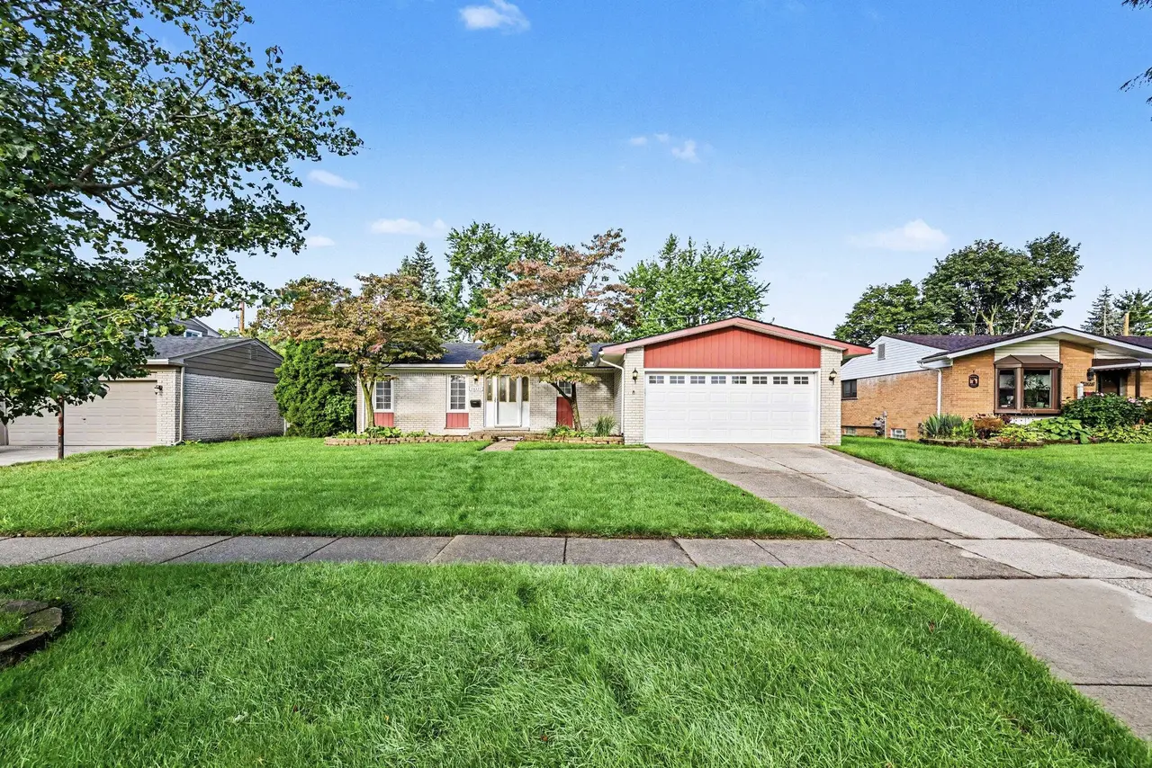 14345 Knolson Street, Livonia, MI 48154