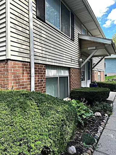1530 Siller Terrace, Ann Arbor, MI 48103 — photo 2