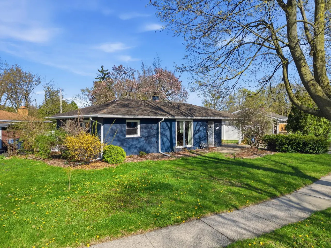 1181 Kay Parkway, Ann Arbor, MI 48103
