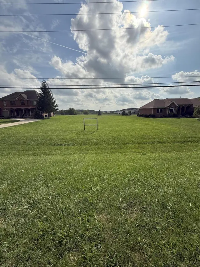 3301 S Custer Road, Monroe, MI 48161