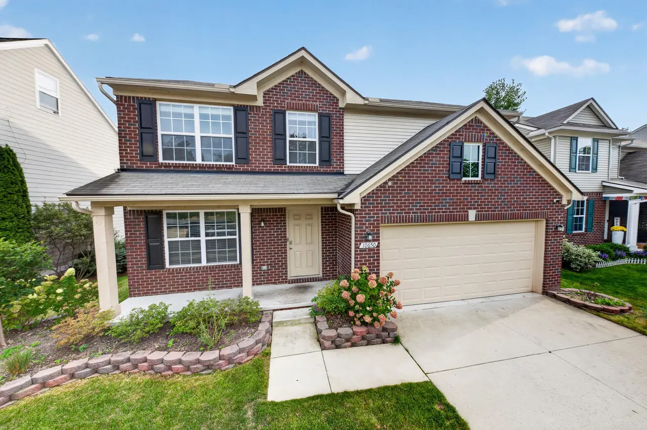 10650 Scarlet Oak Drive, Ypsilanti, MI 48198