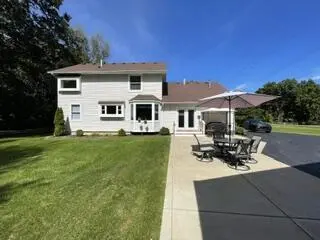 12103 N Territorial Road, Dexter, MI 48130 — photo 2