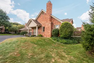 10 Oxford Court, Dearborn, MI 48124 — photo 5