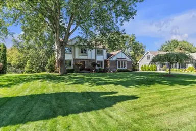 10098 Newfound Gap, Brighton, MI 48114 — photo 2